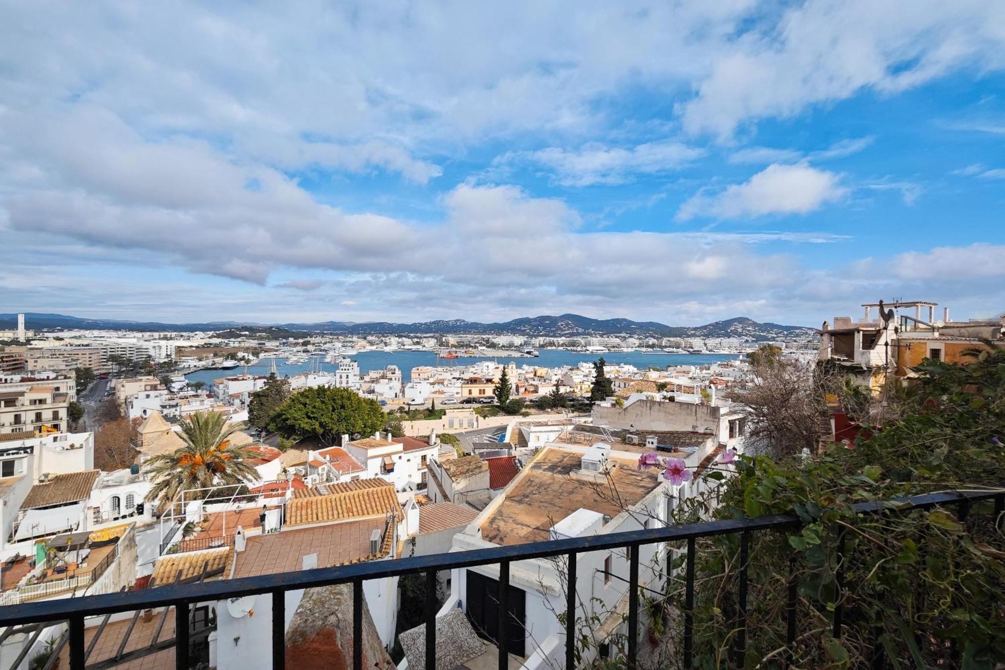 Navila Estudio En La Piscina Ibiza Town Ngoại thất bức ảnh
