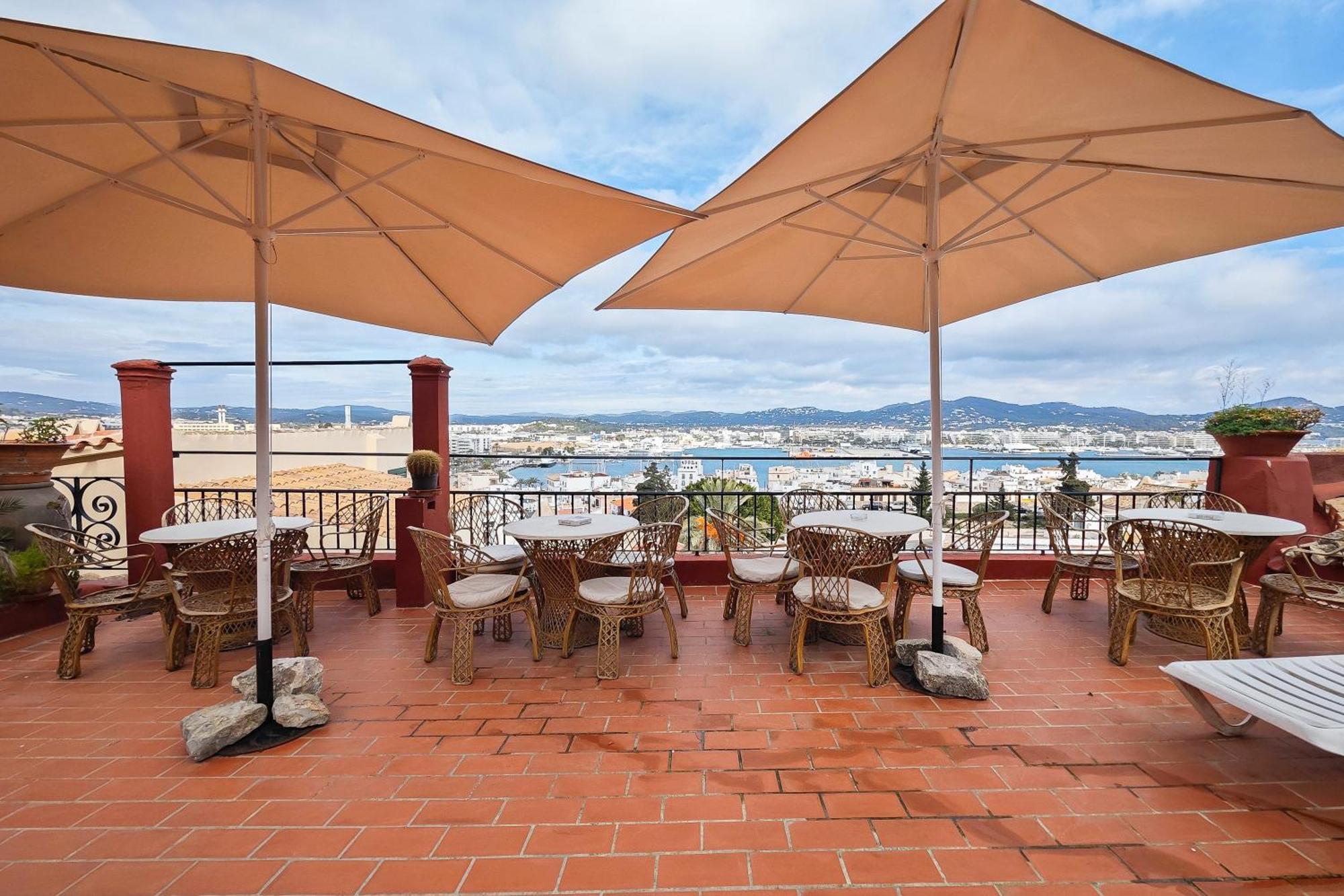 Navila Estudio En La Piscina Ibiza Town Ngoại thất bức ảnh